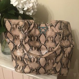 Kelly Wynne leather snakeskin purse/tote